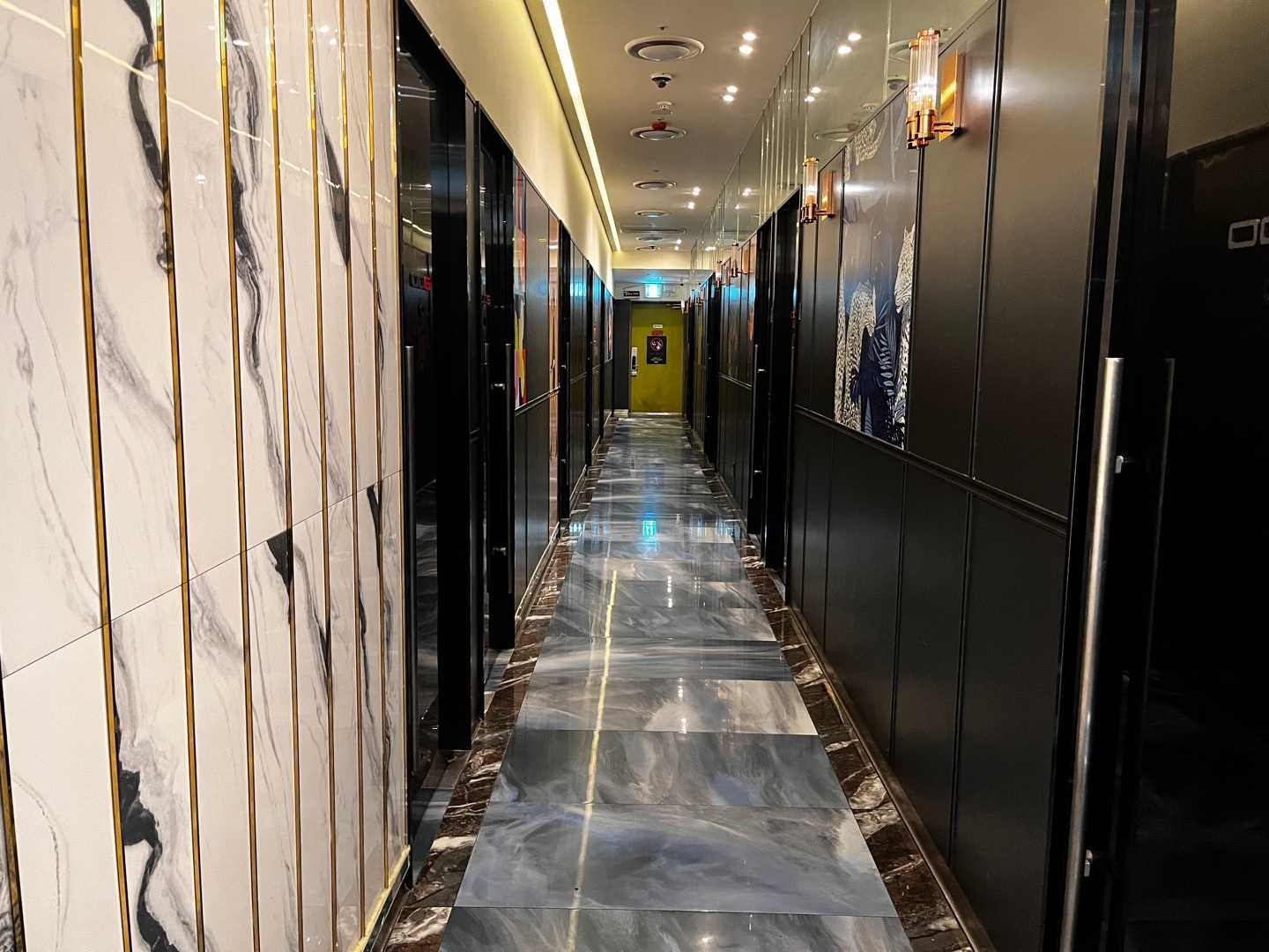 강남 퍼펙트 하이퍼블릭 09